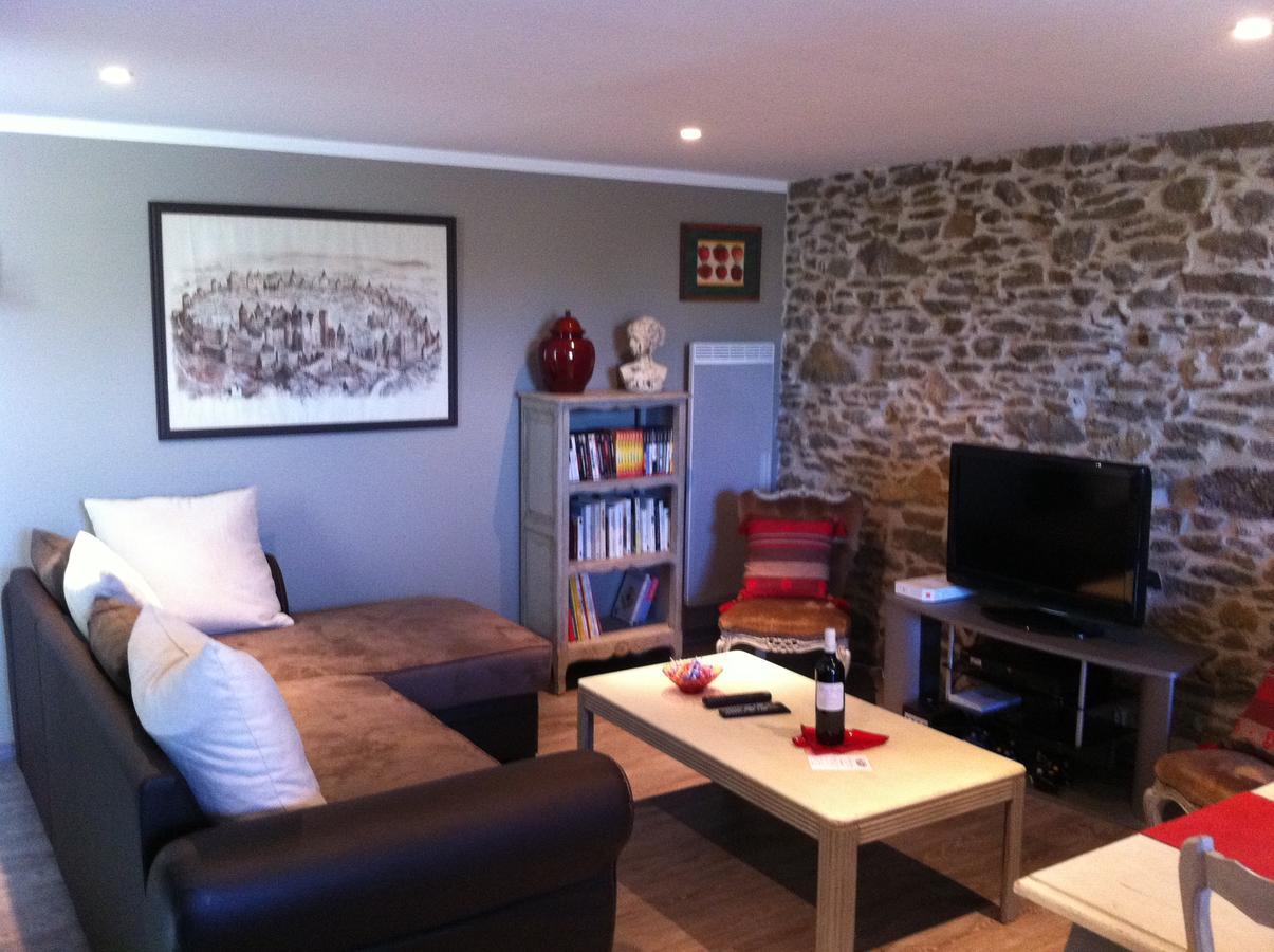 Appartement Chez Martine Cote Canal Carcassonne Bagian luar foto